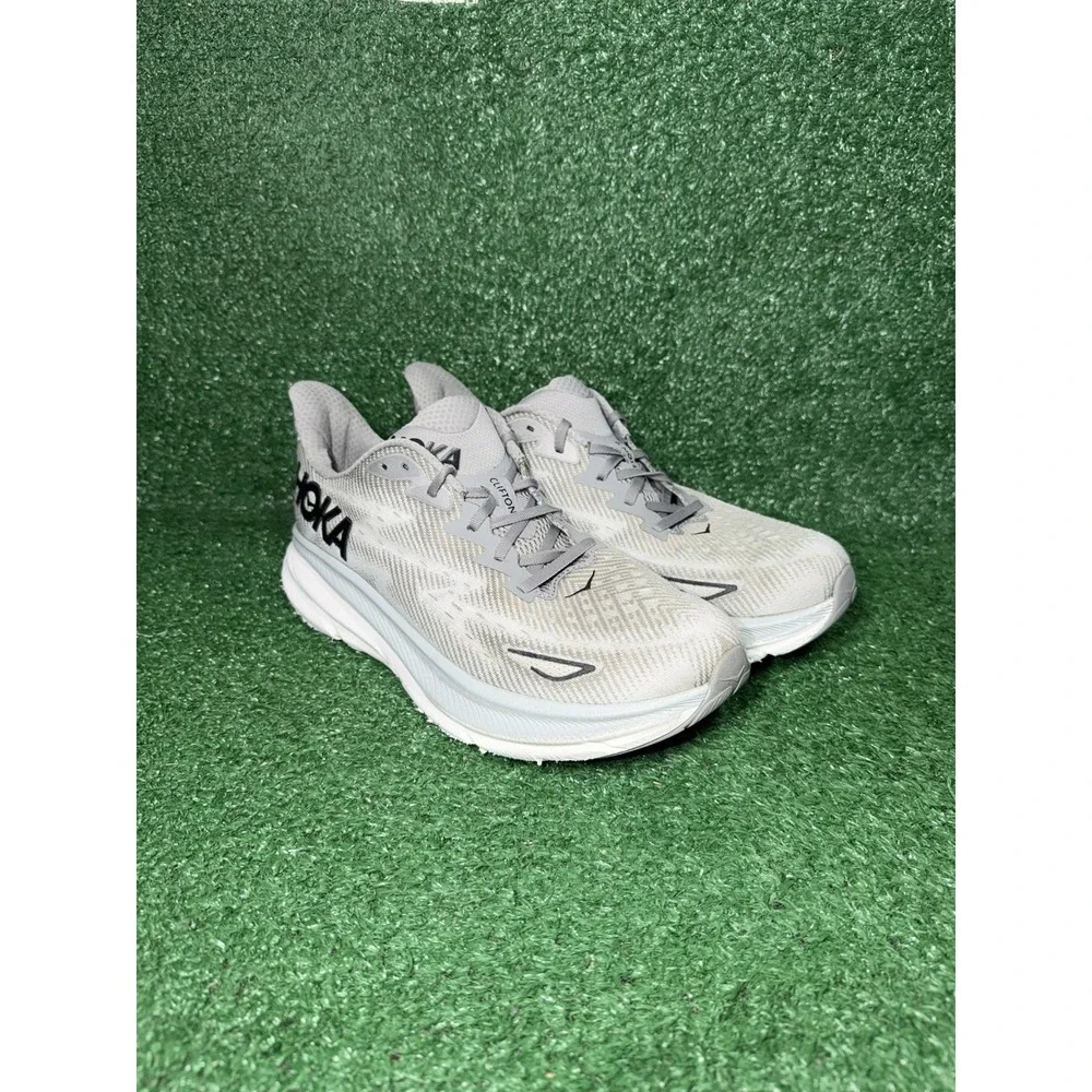 Hoka One One Clifton 9 Mens Size 11.5D Grey Running Shoes Athletic Gym Sneakers